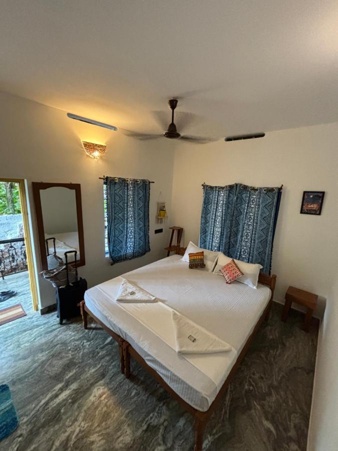Barefoot Hostels, Варкала Екстер'єр фото
